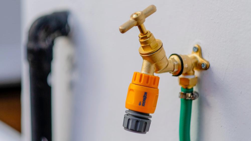cover-image-how-to-drain-and-fill