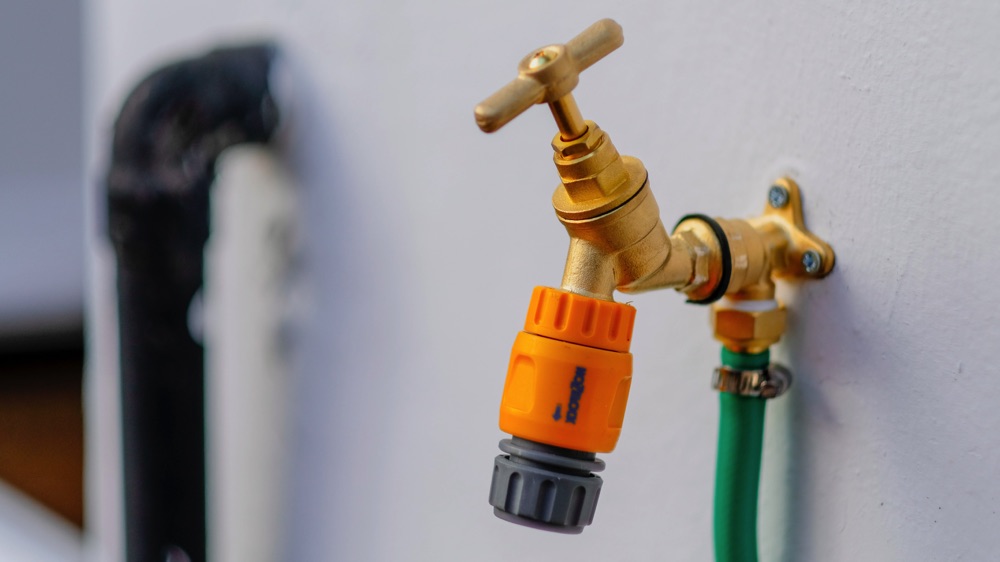 Water spigot
