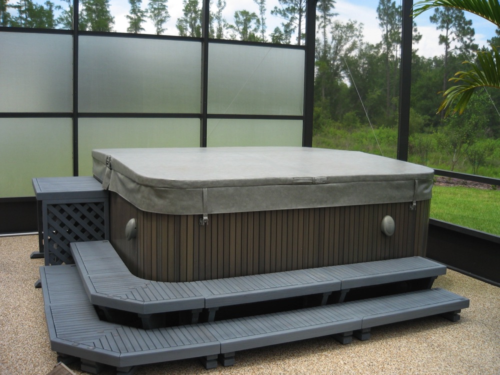 Hot tub with cover