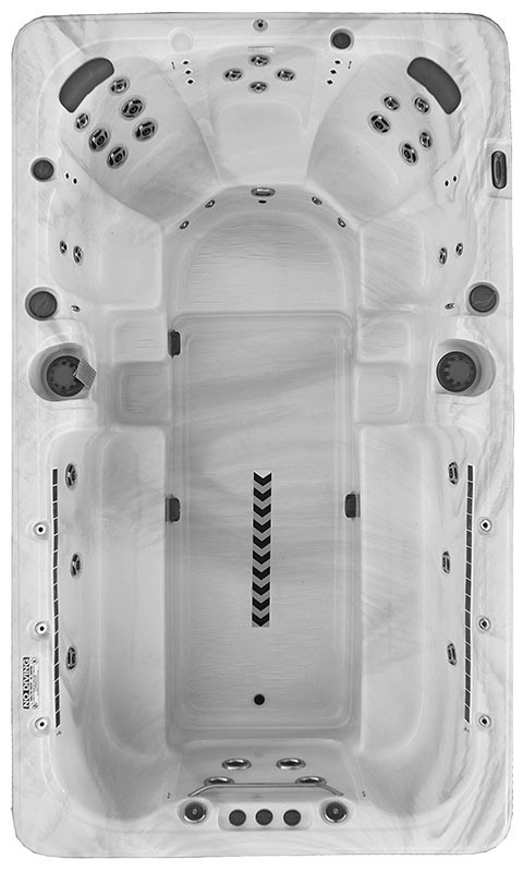 7+ person hot tub